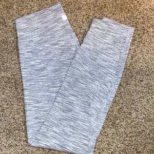 Lululemon Wunder Under 25 inch inseam - We are from space nimbus print